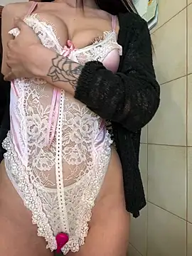 L000lita online show from 03.26.26