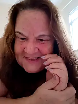 Yaya Mineira online show from 12.28.24