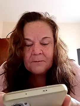 Yaya Mineira online show from 01.14.25
