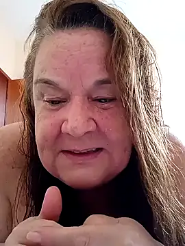 Yaya Mineira online show from 01.28.25