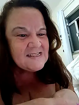 Yaya Mineira online show from 03.05.25
