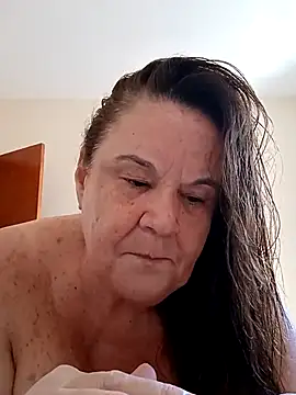 Yaya Mineira online show from 03.11.25