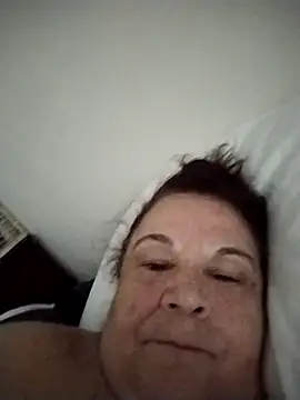 Yaya Mineira online show from 11.03.25