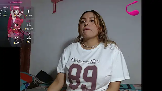 Snapshot of naugtyqueen chatting on 02.13.26 naugtyqueen online show from 02.13.26