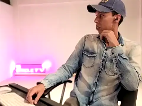 EL-CHICLE-TV online show from 09.13.25