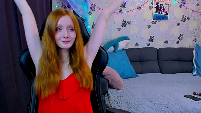 Snapshot of lakmsrrrmrrr chatting on 12.19.24 lakmsrrrmrrr online show from 12.19.24