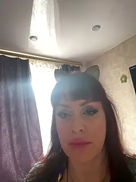 Lolaley2 online show from 04.12.26