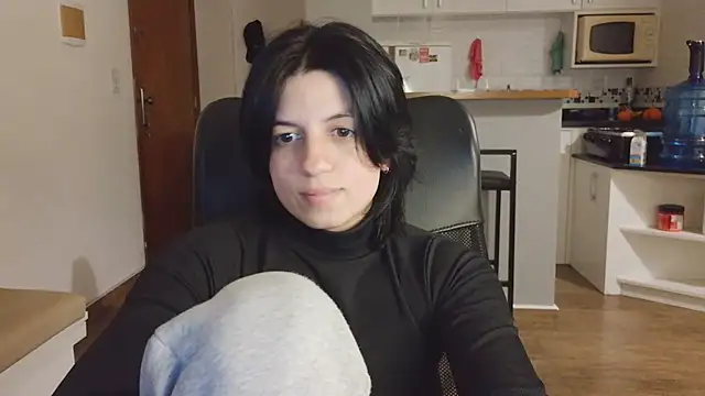 Snapshot of kyslrana chatting on 07.14.26 kyslrana online show from 07.14.26