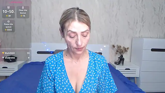 ZoeGrant online show from 03.20.25