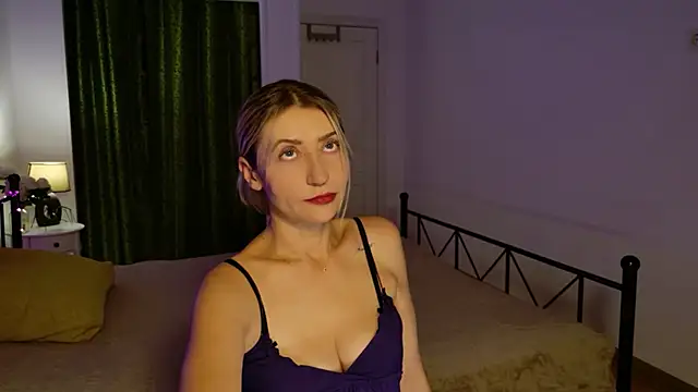 ZoeGrant online show from 11.26.25