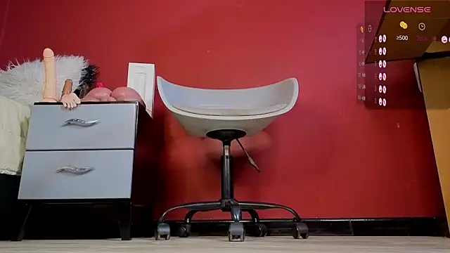 TomLover 12 online show from 11.19.25