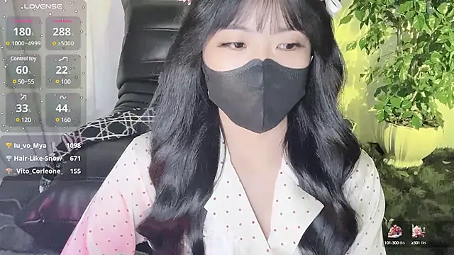 Mya Lee online show from 12.22.24