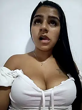 AnnRosse18 online show from 01.15.25