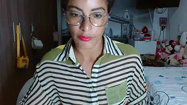 kateleyagrey online show from 12.11.24