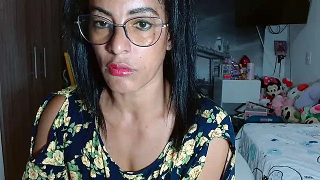 kateleyagrey online show from 12.18.24