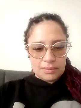 Violeta hornny online show from 12.31.24