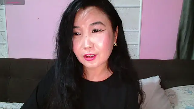 Bet Lu online show from 10.21.25