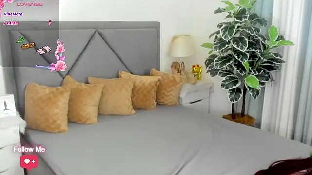 Miss Cattleya69 online show from 11.17.25