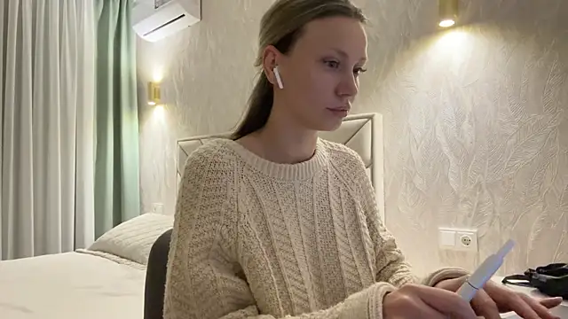 Alice Wonders online show from 01.31.25