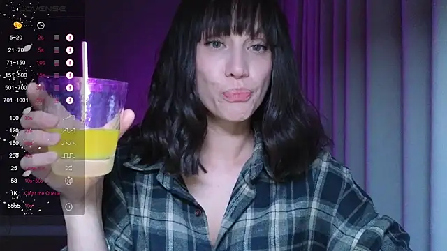 Alice Wonders online show from 10.13.25