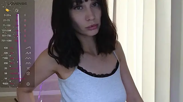 Alice Wonders online show from 10.16.25