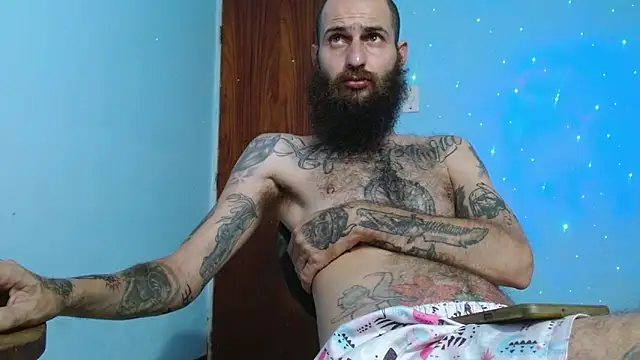 Snapshot of Tatted21xxx chatting on 03.04.25 Tatted21xxx online show from 03.04.25