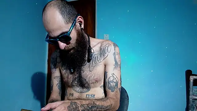 Snapshot of Tatted21xxx chatting on 03.12.25 Tatted21xxx online show from 03.12.25