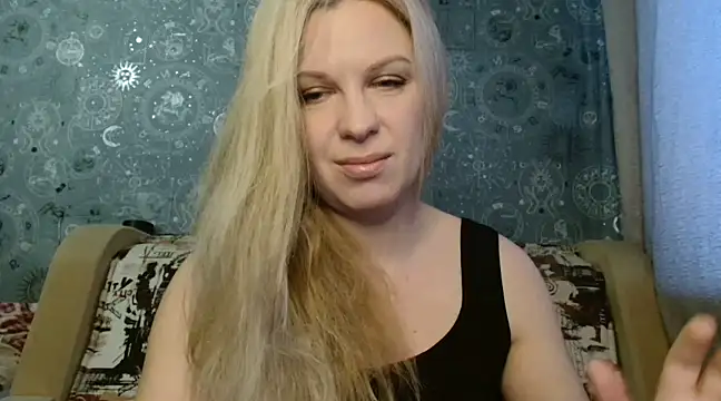 BlondeFox online show from 12.28.24