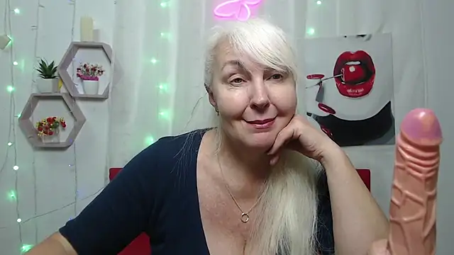 BlondyLeeBest online show from 01.19.25