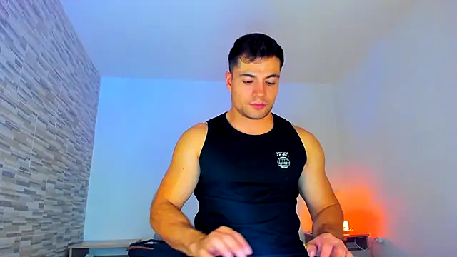 Snapshot of nicolas_herrera chatting on 02.21.25 nicolas herrera online show from 02.21.25
