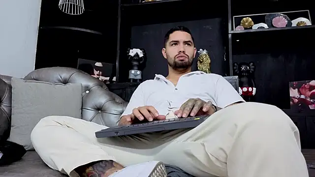 matteosantos online show from 11.12.25