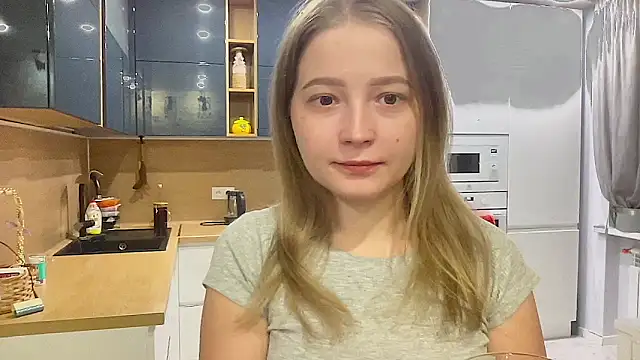 CharmingSarah online show from 09.16.25