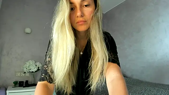  DarkRose  online show from 04.29.26