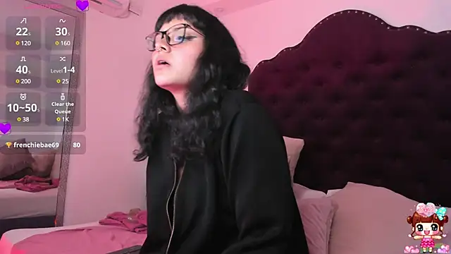 Snapshot of lucyycy chatting on 02.24.25 lucyycy online show from 02.24.25