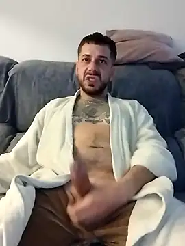 LoGaNfree88 online show from 01.12.25