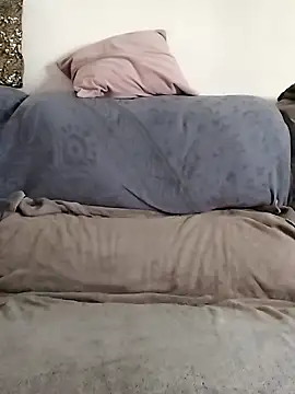 LoGaNfree88 online show from 01.23.25