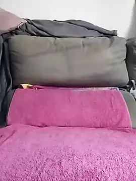 LoGaNfree88 online show from 02.02.25