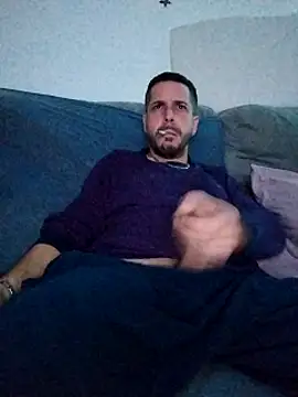 LoGaNfree88 online show from 02.22.25