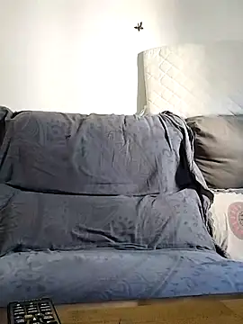 LoGaNfree88 online show from 02.22.25