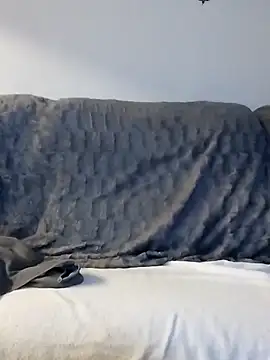 LoGaNfree88 online show from 02.28.25