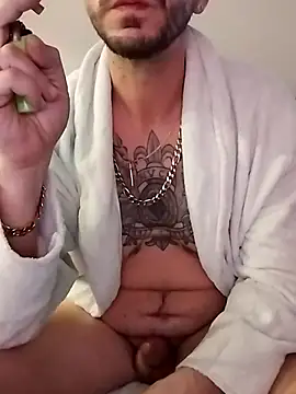 LoGaNfree88 online show from 03.01.25