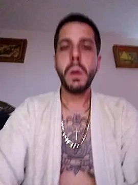 LoGaNfree88 online show from 03.05.25