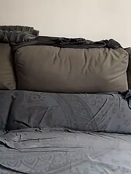 LoGaNfree88 online show from 03.08.25