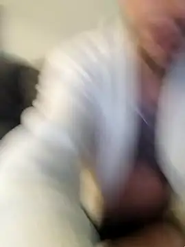 LoGaNfree88 online show from 03.14.25