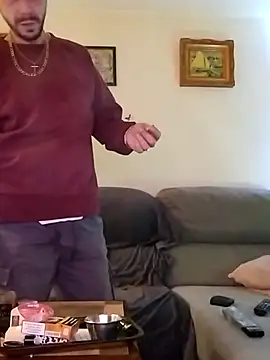 LoGaNfree88 online show from 03.20.25