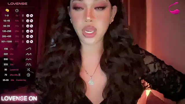 Snapshot of madam_agnes1 chatting on 10.09.25 madam agnes1 online show from 10.09.25