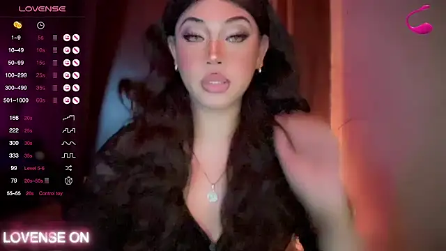 Snapshot of madam_agnes1 chatting on 10.11.25 madam agnes1 online show from 10.11.25