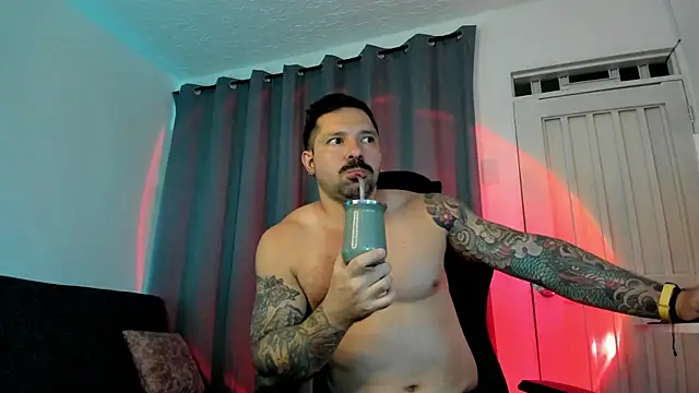 Snapshot of Pierre_Vidal chatting on 10.23.25 Pierre Vidal online show from 10.23.25