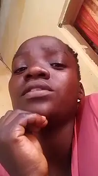 Snapshot of shape30 chatting on 12.11.24 shape30 online show from 12.11.24