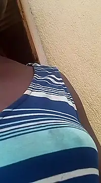 Snapshot of shape30 chatting on 01.18.25 shape30 online show from 01.18.25